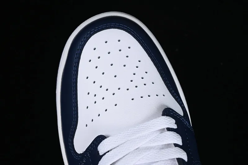 All categories Air Jordan Jordan series basketball shoes Air Jordan 1 Low G version pure original Air Jordan 1 Low AJ1 Joe 1 white blue gray low-top cultural basketball shoes 553558-141